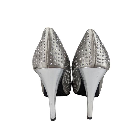 NWOT-1 SHOW! RAMPAGE! "GIMME" SILVER SATIN & MICROSTUDS, PEEP TOE HEELS! SZ 8.5M - Picture 8 of 10